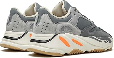 Yeezy Boost 700 Magnet